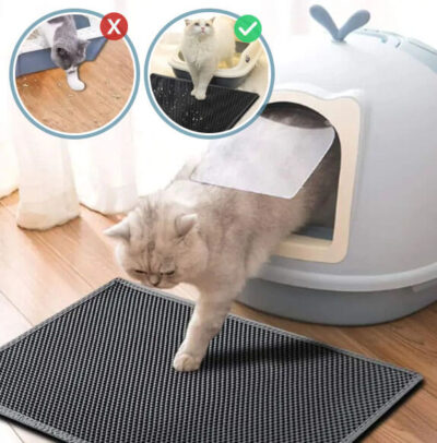 tapis chat litiÃ¨re - chat sort du bac Ã  litiÃ¨re et met la patte sur le tapis de litiÃ¨re gris