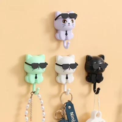 porte manteau mural chat cartoon - toutes les couleurs accrochées au mur